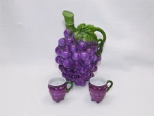 Antique Royal Bayreuth Bavaria FIGURAL GRAPES Decanter With Stopper And 2 Cups