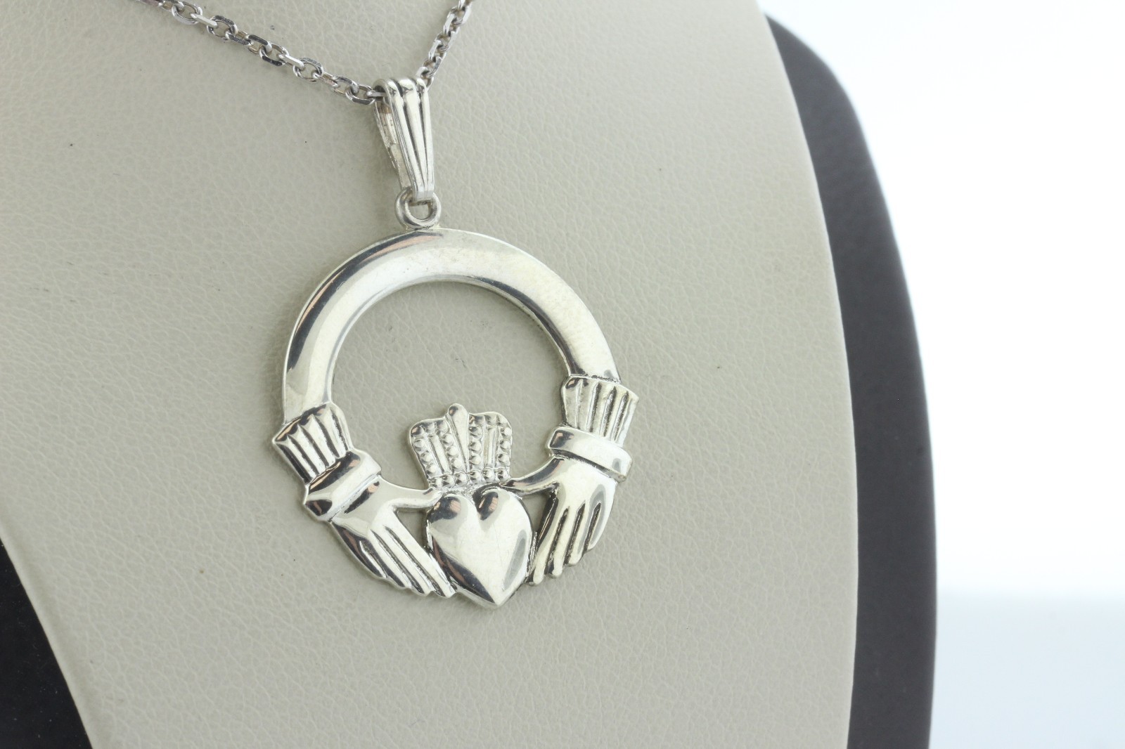 Vintage Sterling Silver 925 Celtic Irish Claddagh Reversible Round ...