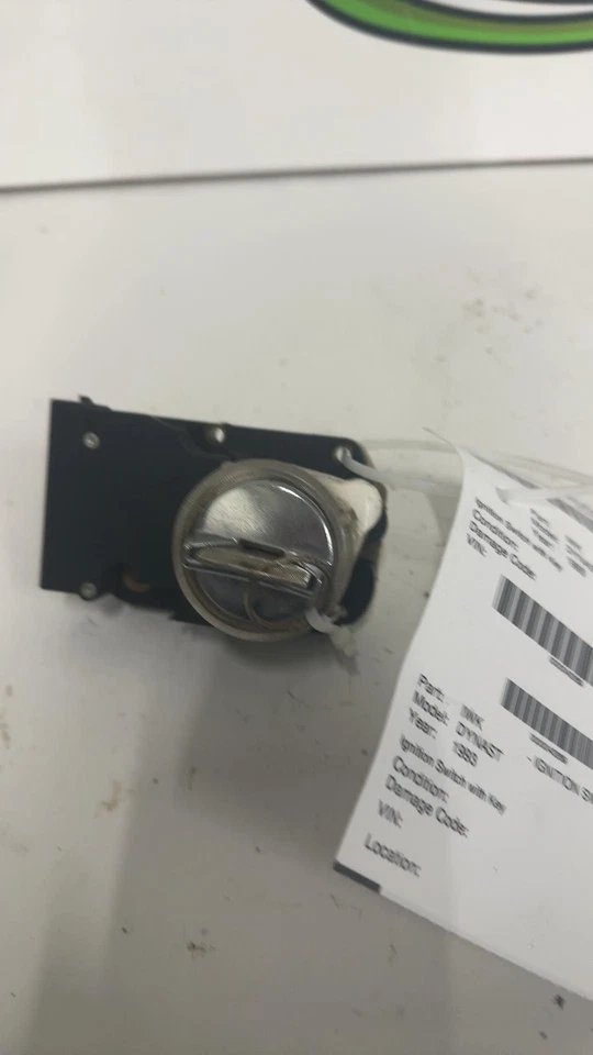 Dodge Dynasty 1993 interruptor de encendido con llave Foto 2 de 4