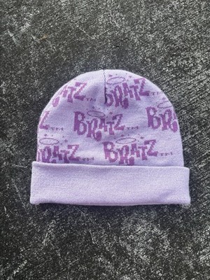 Bratz Women s purple knit beanie hat
