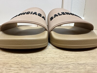 Balenciaga MEN'S POOL SLIDE SANDAL IN BEIGE SZ US 8, JP 27 Balenciaga MEN'S POOL SLIDE SANDAL IN BEIGE SZ US 8, JP 27