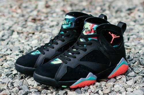 barcelona jordan 7