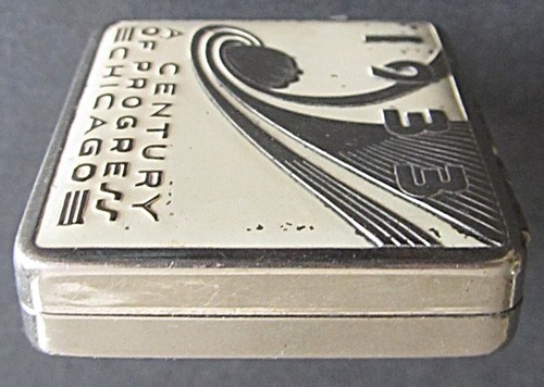 VINTAGE 1933 WORLD'S FAIR~CENTURY OF PROGRESS~COMPACT~1 3/4" X 2"~VG COND - Picture 7 of 8