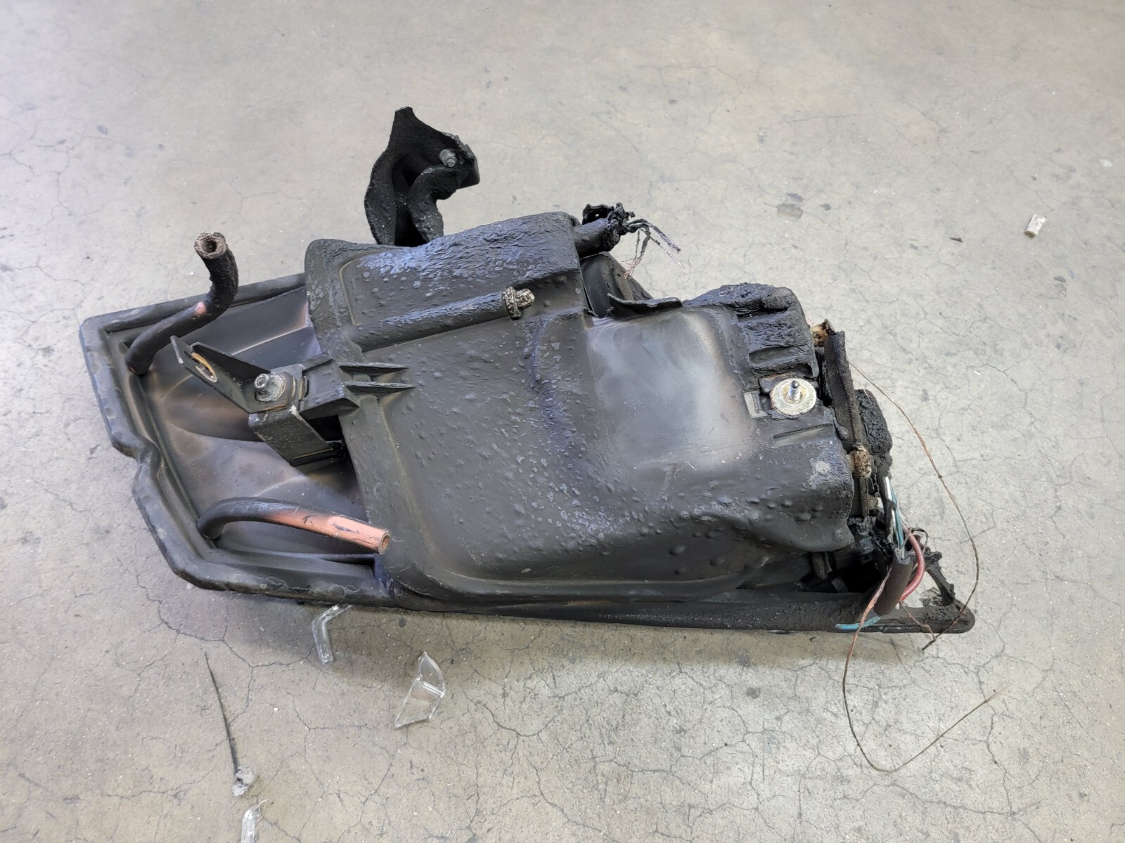 LAMBORGHINI MURCIELAGO LP640 FRONT PASSENGER RIGHT SIDE HEADLIGHT OEM 413941032