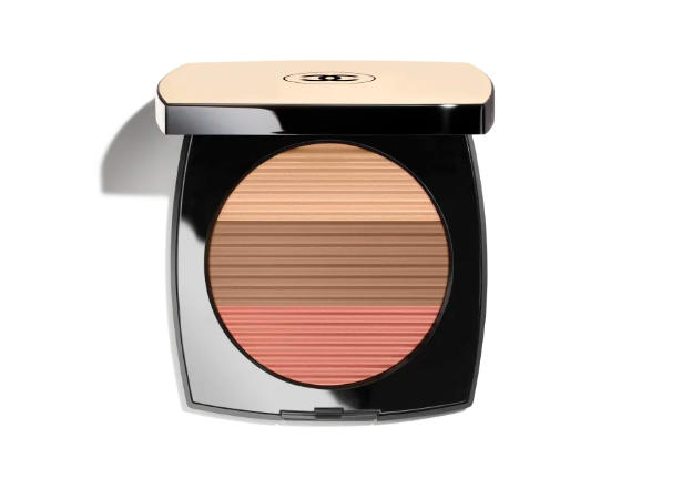 新品未使用❣️シャネル　フェイスパウダーLIGHT CORAL 15g CHANEL LES BEIGES Healthy Glow Sun-Kissed Powder Face Powder LIGHT