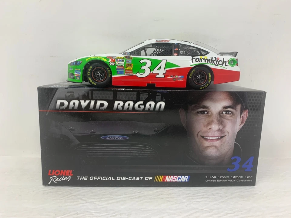 Lionel Racing Nascar #34 David Ragan Farm Rich 2014 Ford Fusion 1:24 Diecast - Image 3 of 4