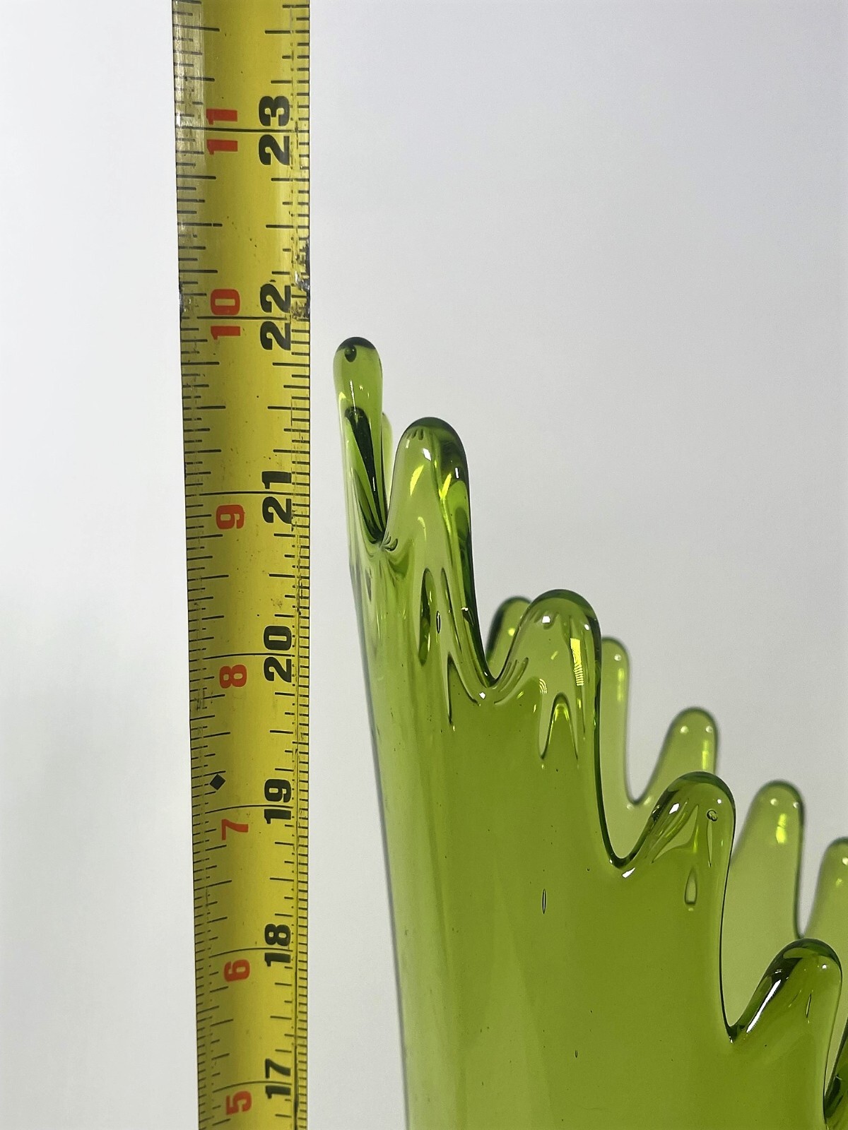 LE Smith Diamond Butt Avocado Green Swung Vase Glass 22 Inches MCM L.E