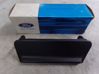Corvette OEM C-4 1984 1989 Center Console ash tray door Corvette OEM C-4 1984 1989 Center Console ash tray door