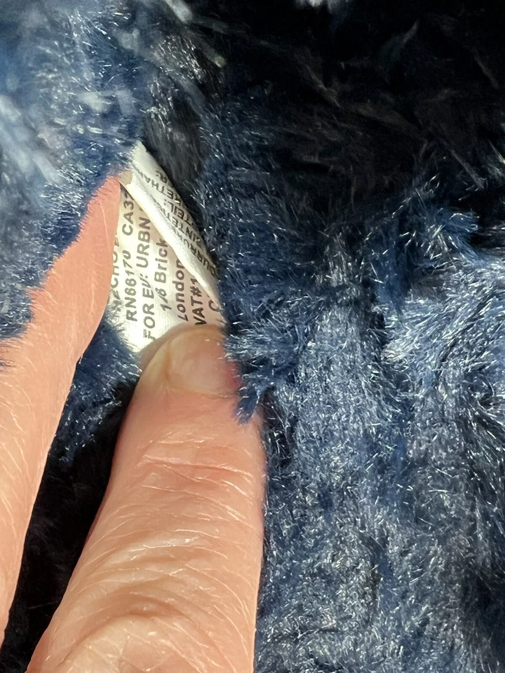 Anthropologie Slippers Medium Fuzzy Cozy Lounge Slip On Faux Fur Sleep M - Image 4 of 4