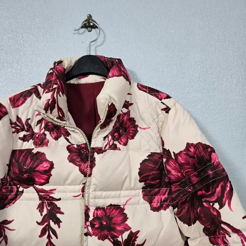 Large Flower Pattern Cropped Padded Jacket Size 66 - image 5
