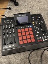 AKAI MPC5000 Music Production Sampler Drum Machine READ DESCRIPTION