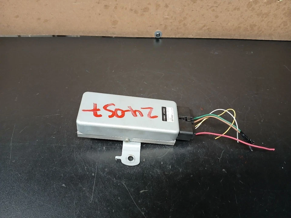 09 10 11 12 13 MÓDULO DE CONTROL DE BOMBA DE COMBUSTIBLE INFINITI FX50 OEM 17001JF00A Foto 3 de 4