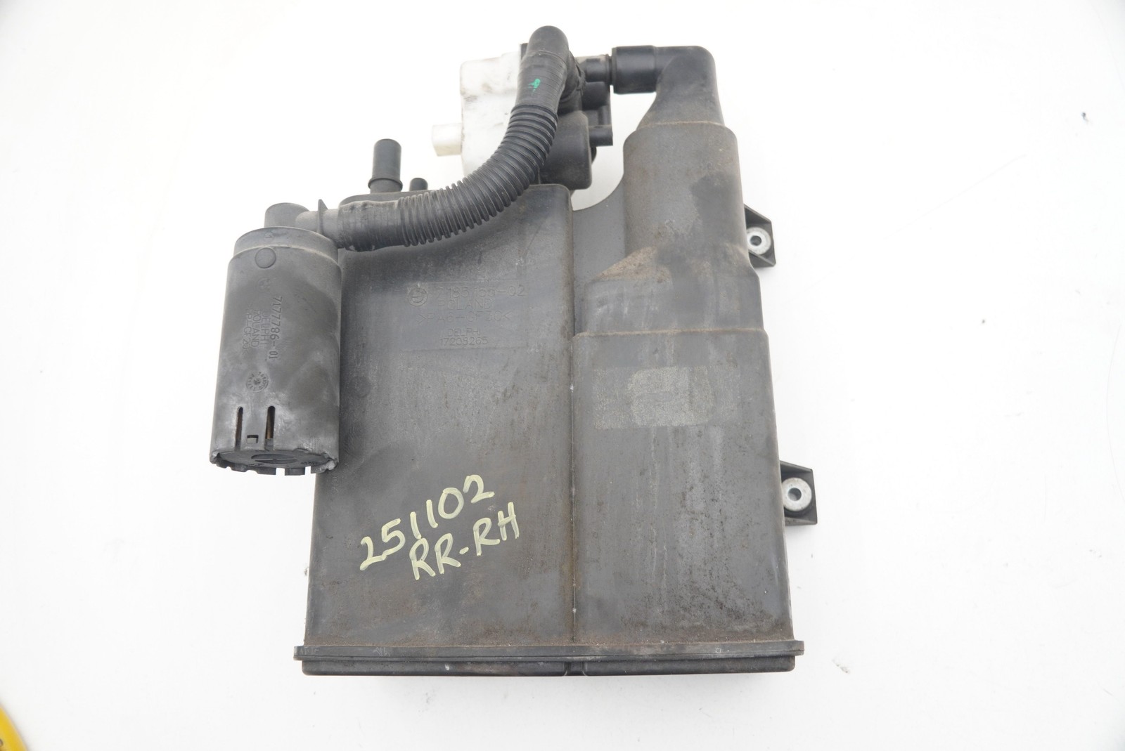 Fuel Vapor Charcoal Canister Evaporator 16137224859 Rolls Royce Ghost Series I