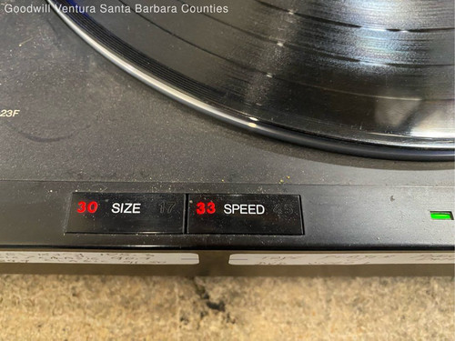 Denon Quartz DP-23F Fully Automatic Turntable - Read - Picture 4 of 12