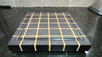 Massives Wenge Stirnkorn Schneidebrett mit Ahornstreifen plus gratis Brett Butter