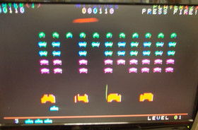 ATARI 2600 FLASHBACK 6 CONSOLE - 2 WIRELESS JOYSTICKS 100 BUILT IN GAMES TESTED!