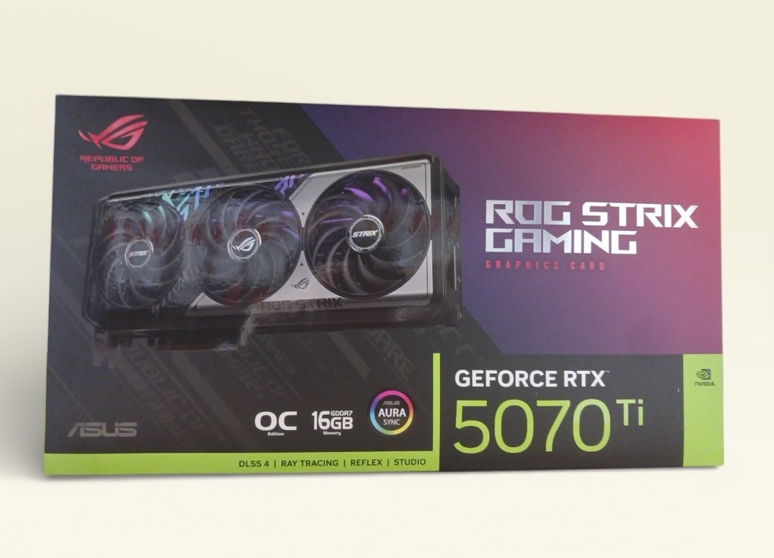 ASUS ROG Strix GeForce RTX 5070 Ti OC Edition 16GB 256-Bit GDDR7