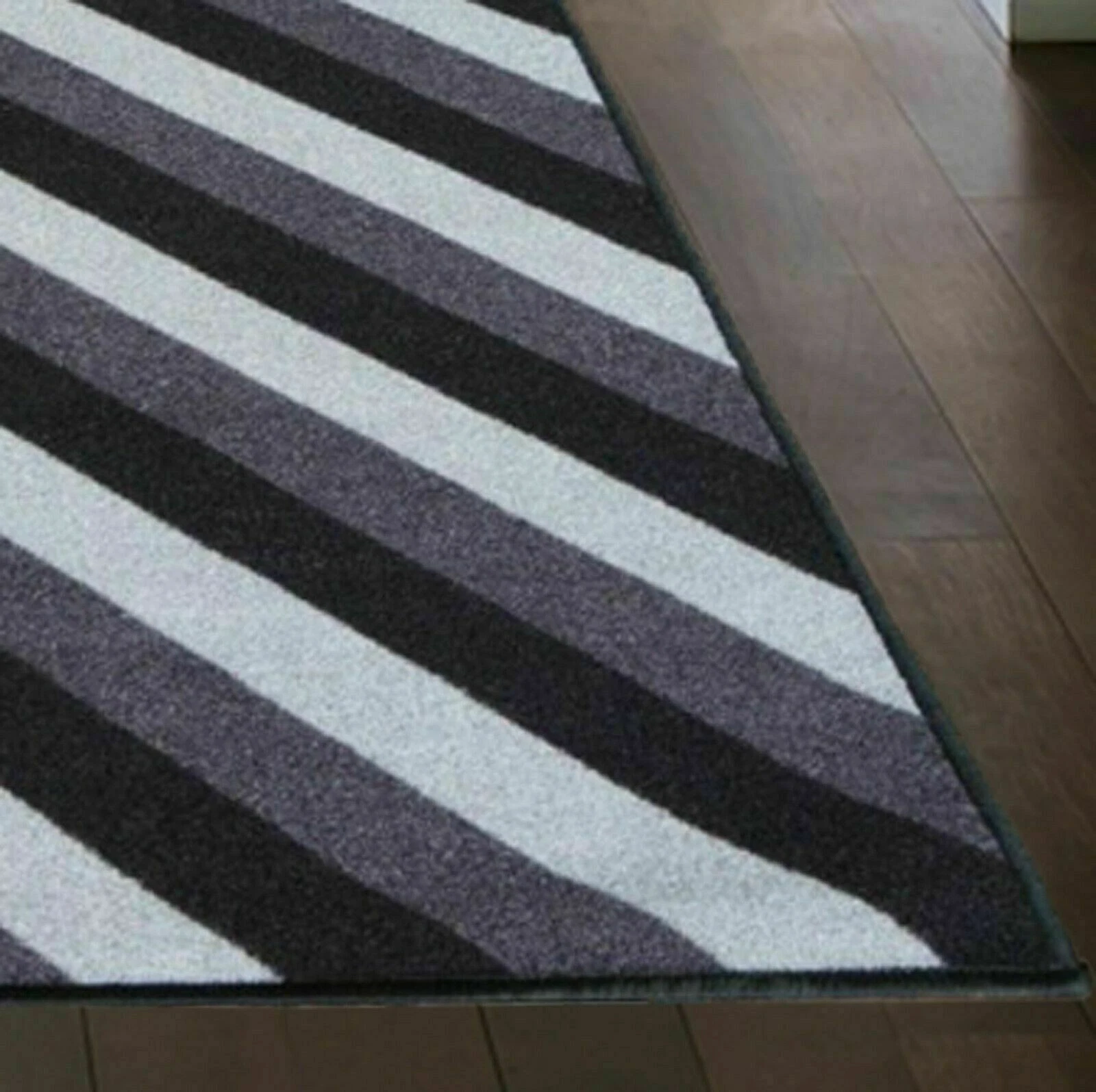Rug detail 4