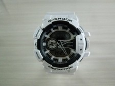 G-SHOCK GA-400 White Digital-Analog Rotary Switch White & Black Digital-Analog