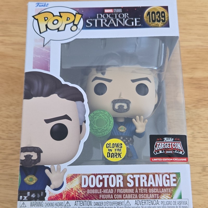 Funko Pop! Marvel Doctor Strange #1039 Glow in the Dark Exclusive Target Con