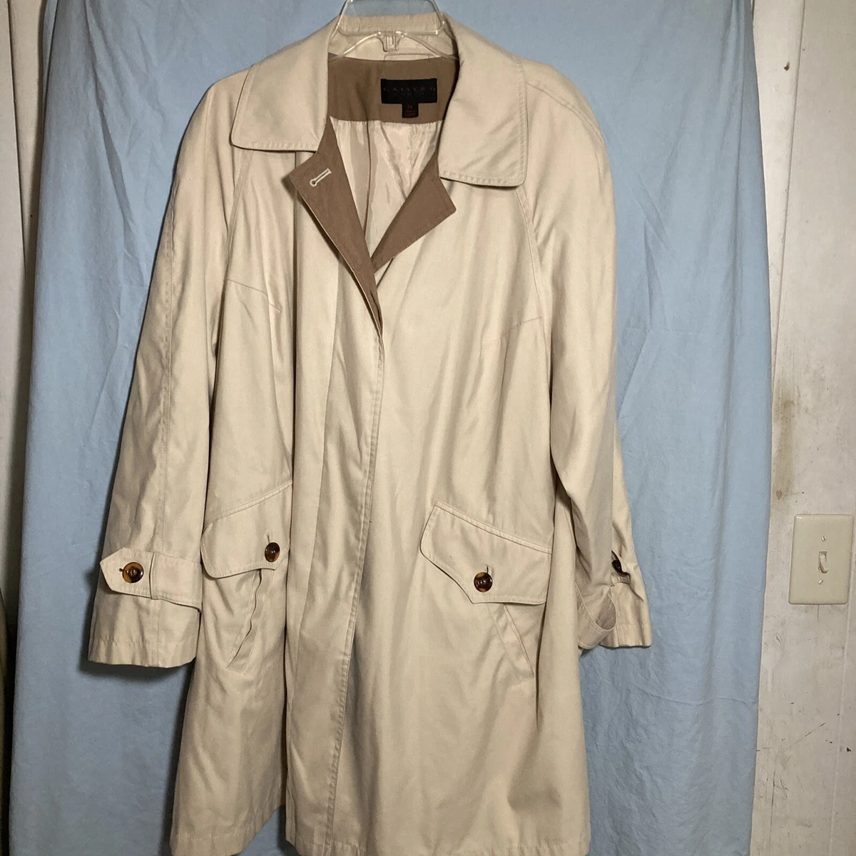 Gallery NY Women s Cream Tan contrast Jacket Raincoat 2X Button Detail 60
