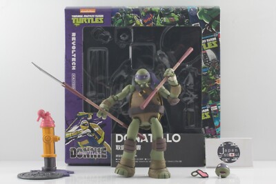 Kaiyodo Revoltech Teenage Mutant Ninja Turtles Raphael Action