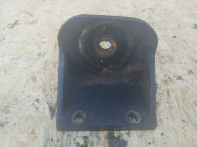 USED GM Caterpillar Diesel Engine Motor Mount Part 1930361 - Image 1 of 4