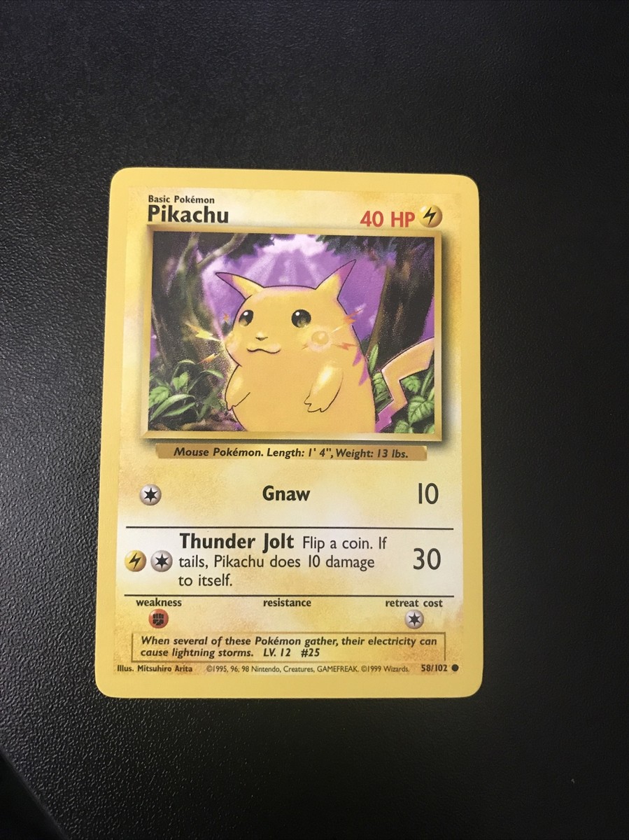 Pikachu 58/102 NM Yellow Cheeks Base Set Non-Holo Pokemon Card LV