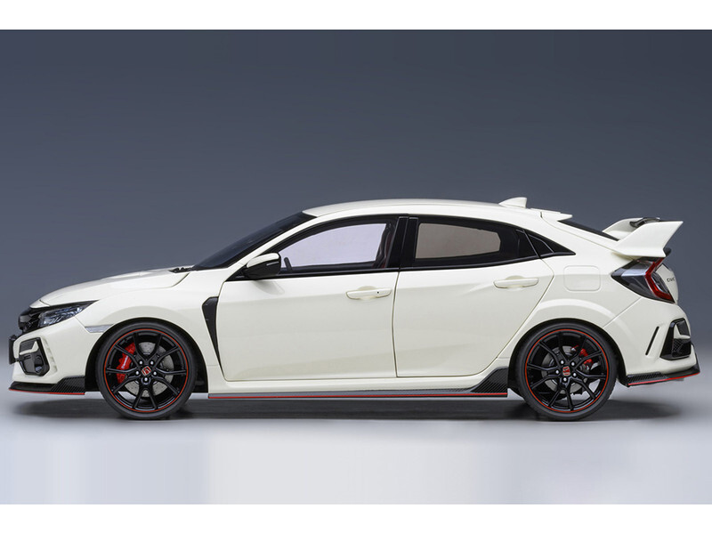 New AUTOart Honda Civic Type R (FK8) 2021 1:18 Model Car White