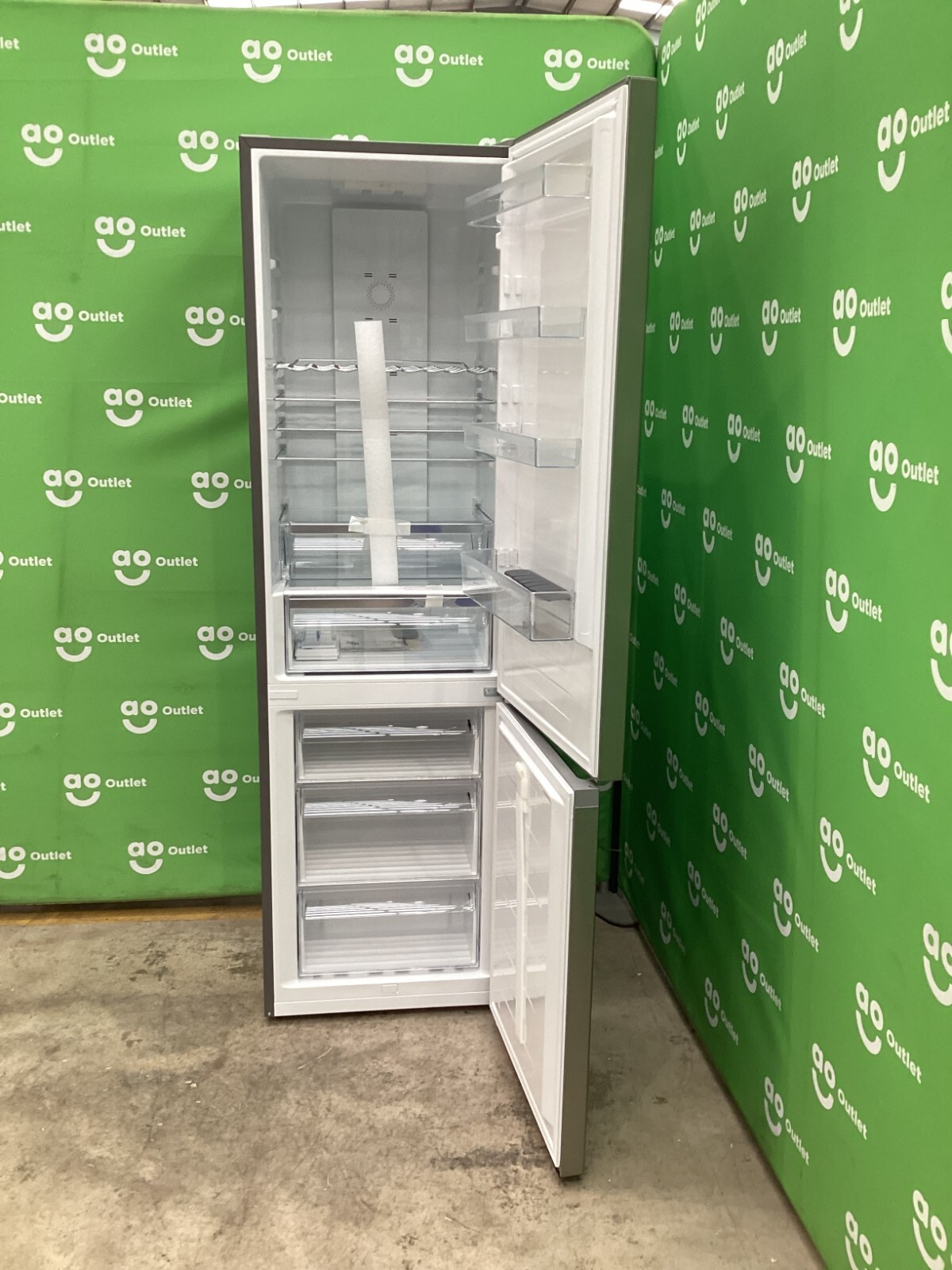 Smeg 60cm Freestanding Fridge Freezer 235L/96L FC20XDNEUK Stainless S