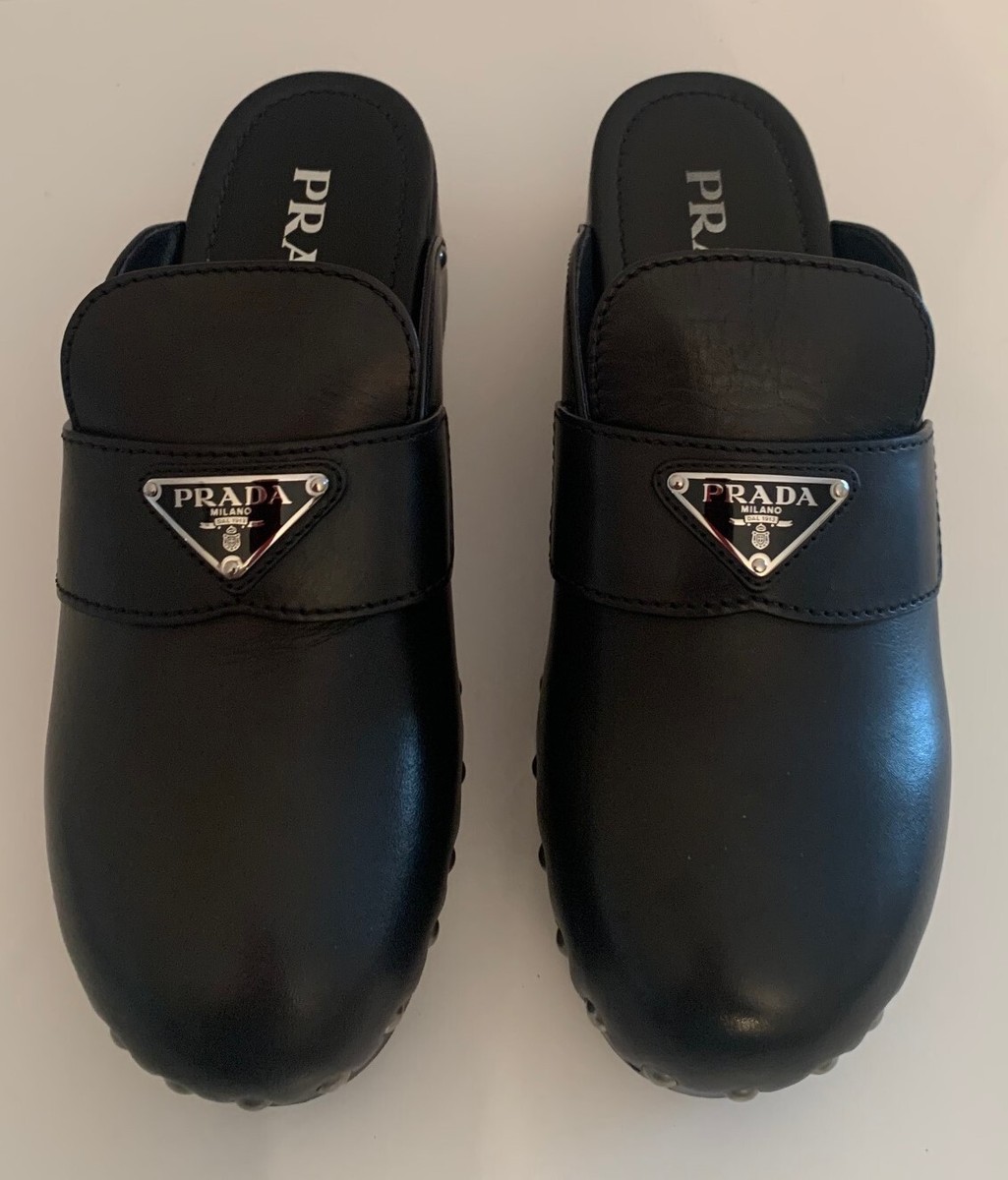 PRADA~NEW~ WOMAN'S BLACK CLOGS/MULES~SIGNITURE TRIANGLE LOGO PRADA~NEW~ WOMAN'S BLACK CLOGS/MULES~SIGNITURE TRIANGLE LOGO