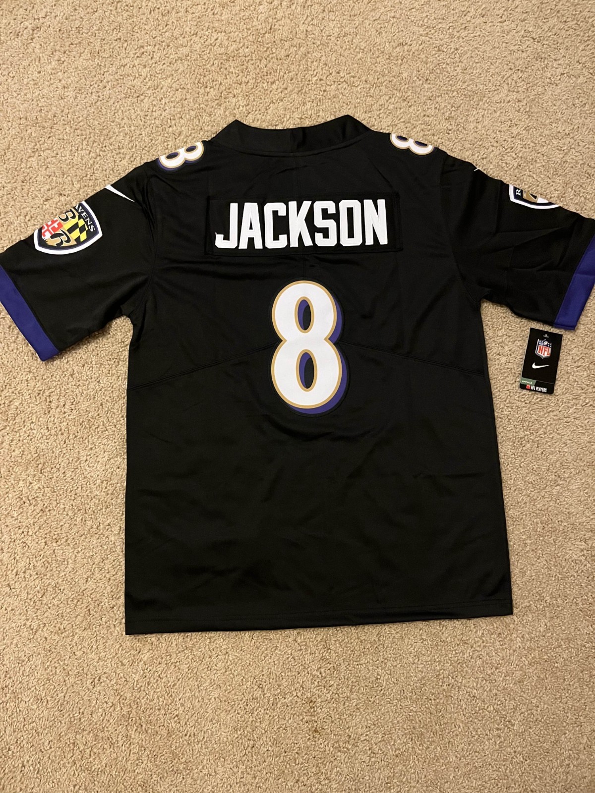 sNWT Lamar Jackson Ravens Men's Medium Black Jersey Stitched #8