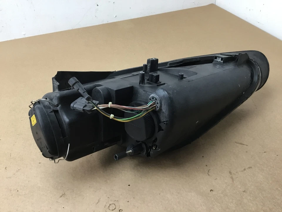 Faro delantero derecho pasajero Maserati Coupe GT 2003 lámpara 02-06;:O Foto 2 de 4