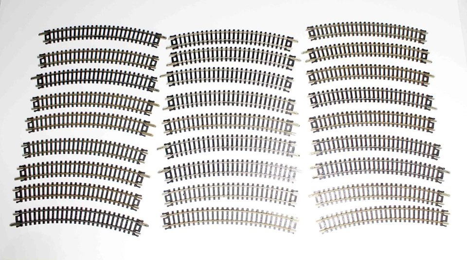 27 pieces Atlas N Scale 2510 9 3/4" Radius Curved Track - Image 3 of 4