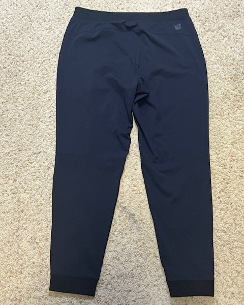 Ten Thousand Black Midweight Tech Performance Jog… - image 7