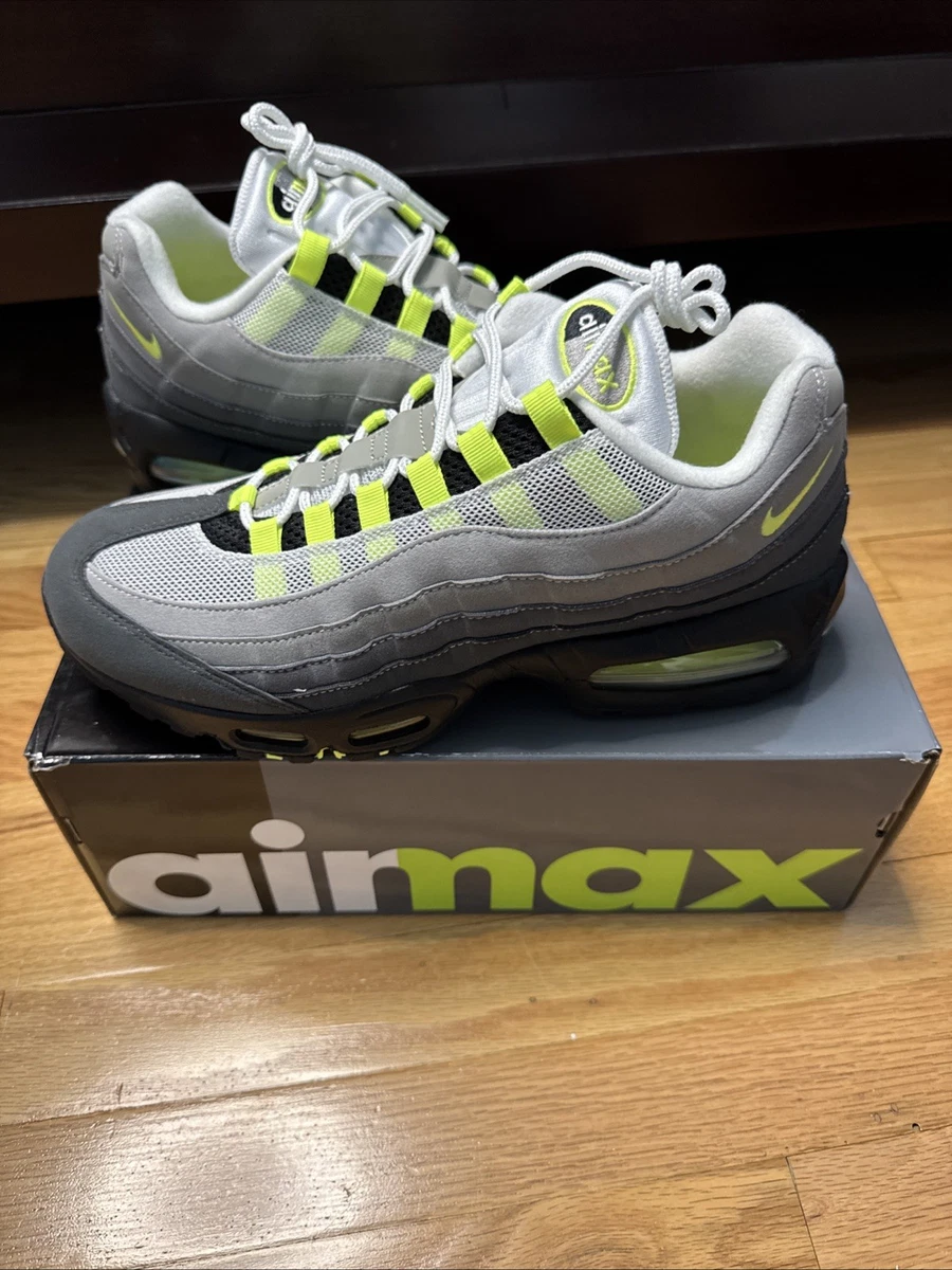 Preços baixos em Nike Air Max 95 Grey Amarillo | eBay