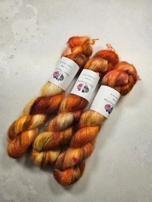 Laine Kid Mohair Soie Teinte Main, Fil Dentelle, 50g, BONFIRE KISS - Photo 1/4