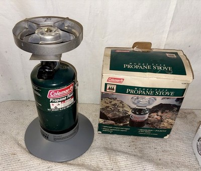 Coleman Single Burner Propane Stove 5438B700 Works Great Vintage Compact Stove