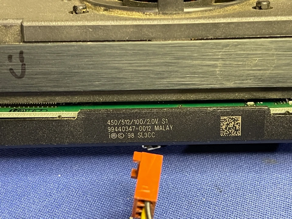 Intel Pentium III 450MHz Slot 1 Processor with Heatsink and Fan UOS Rare QTY-1 - Image 3 of 4