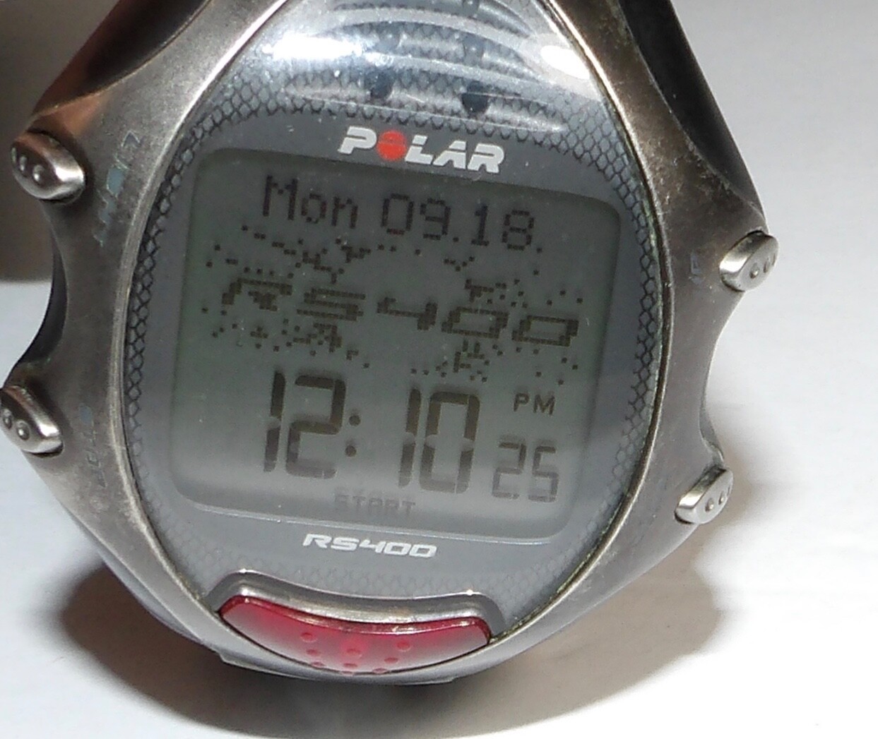 POLAR RS400 ACTIVITY RUNNING WATCH ONLY SIZE MED NO HEART RATE BAND NEW BATTERY