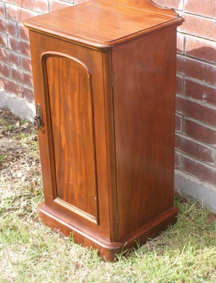 Bonita mesita de noche armario olla inglés británico caoba eduardiana antigua Foto 4 de 4