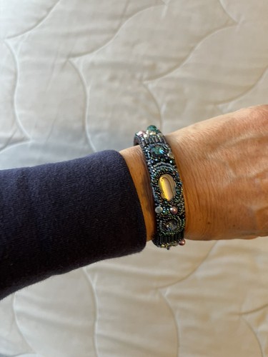 Cuff Bracelet Paua Shell Pearls Bugle Beads Seed Beads Embroidered Artisan - Picture 14 of 17