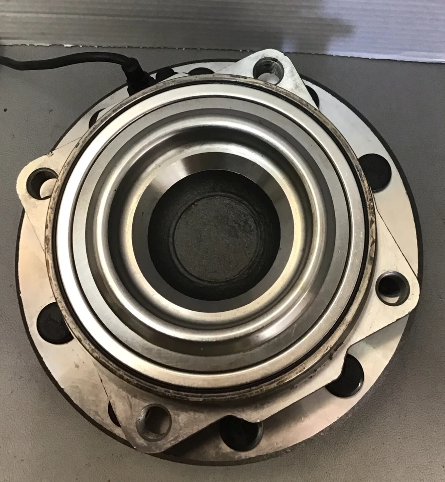 Conjunto de cojinete y buje de precisión 515115 para 05-10 Ford F450 F550 (R77) Foto 4 de 4