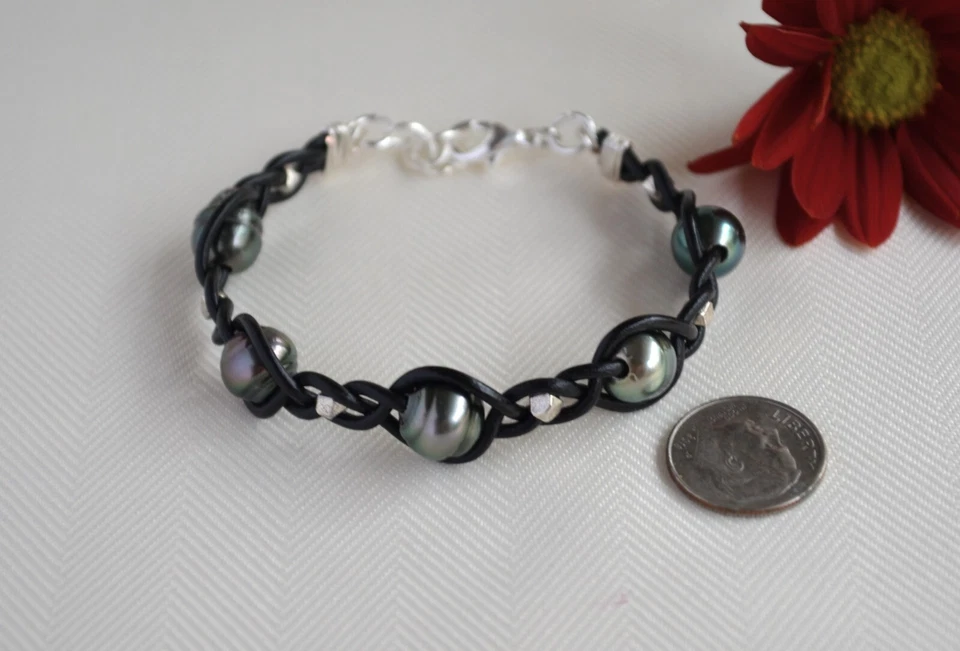 五颗大溪地珍珠手链大溪地珍珠黑色皮革手链手工制作 — 第 4/4 张图片