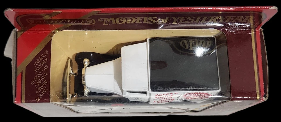 1986 Matchbox Models of Yesteryear Y-22 1930 Model A Ford Van 1:40 NIB - Image 4 of 4