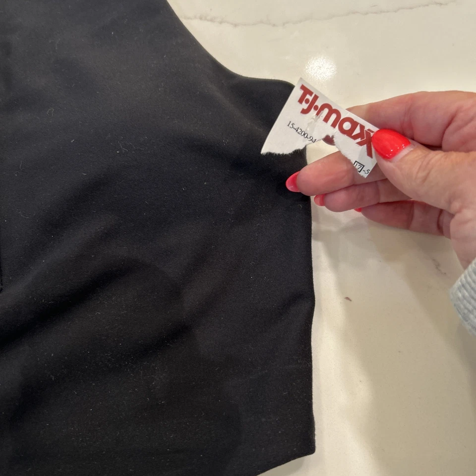 NUEVO CON ETIQUETAS YPB Abercrombie Talla X-pequeño Negro Top SculptLUX Plunge Henley Sujetador sin mangas ajustado Foto 4 de 4