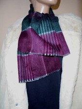 ECHARPE D'HIVER ECOSSAISE BORDEAUX VERT BLANC A FRANGES EN LAINE MIXTE NEUVE