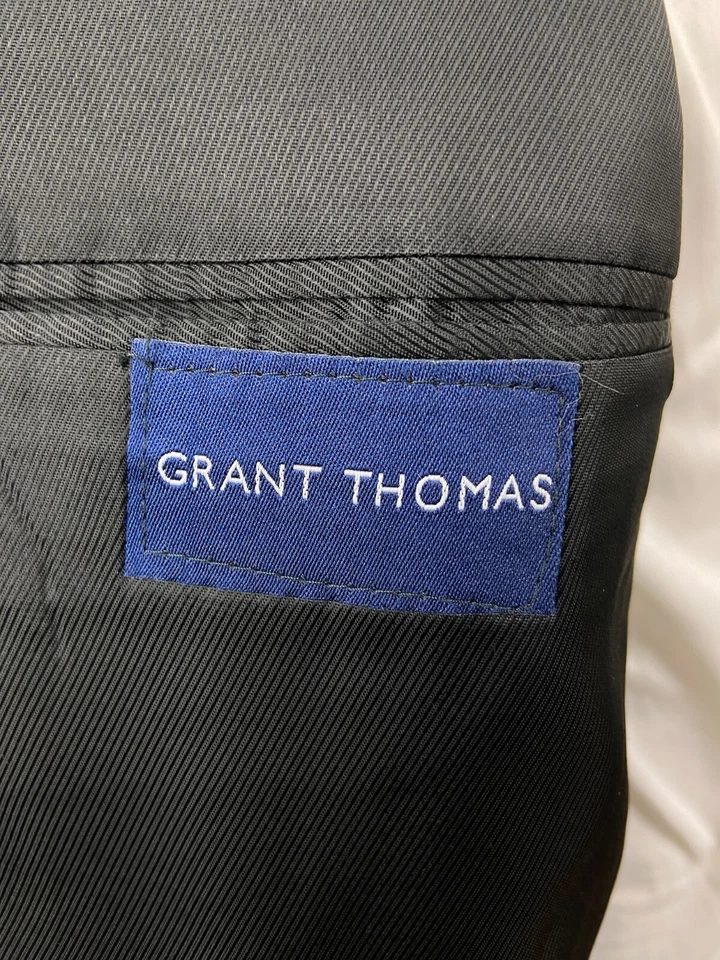 Traje de 2 piezas suave a rayas negras 44R para hombre GRANT THOMAS con pantalones de vestir 38x28 Foto 2 de 4