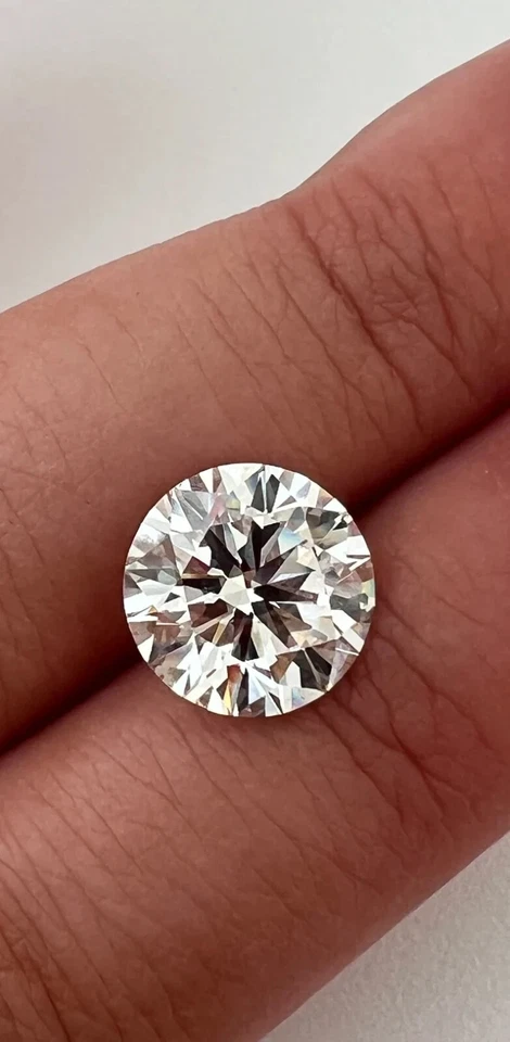 Lab Grown Diamond 1.0 CARET STONE- ROUND SHAPE -VVS2 -G COLOUR - IGI CERTIFIED - Image 2 of 4