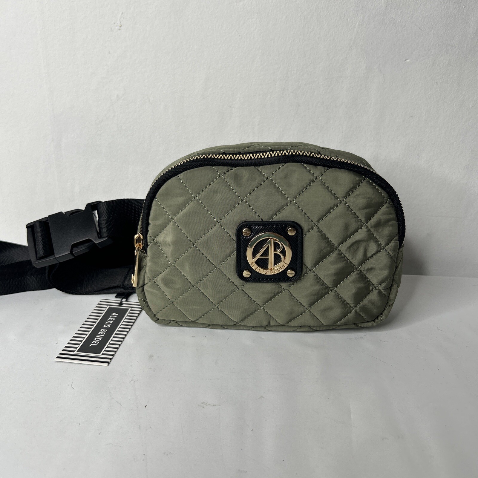 NWT Alexis Bendel Nylon Green Crossbody/Fanny Pack Bag,  New With Tags